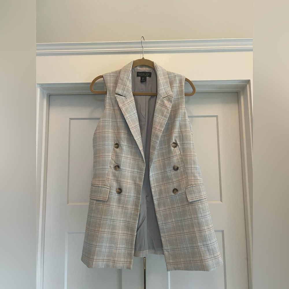 Rachel Zoe sleeveless blazer size S